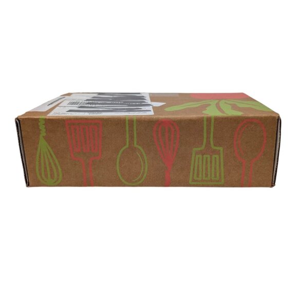 Raddish Kids Spring Picnic Bench Scraper Set Aqua Green Plastic Recipes Patch - Picture 8 of 11